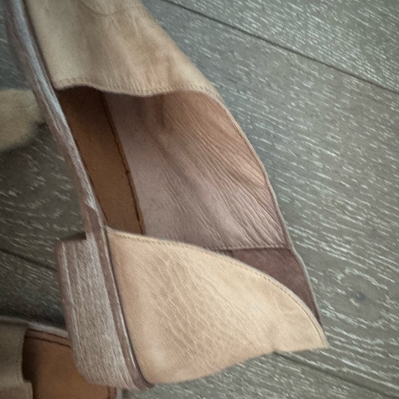 Free People Mont Blanc Tan Sandals NWOT - Picture 4 of 6